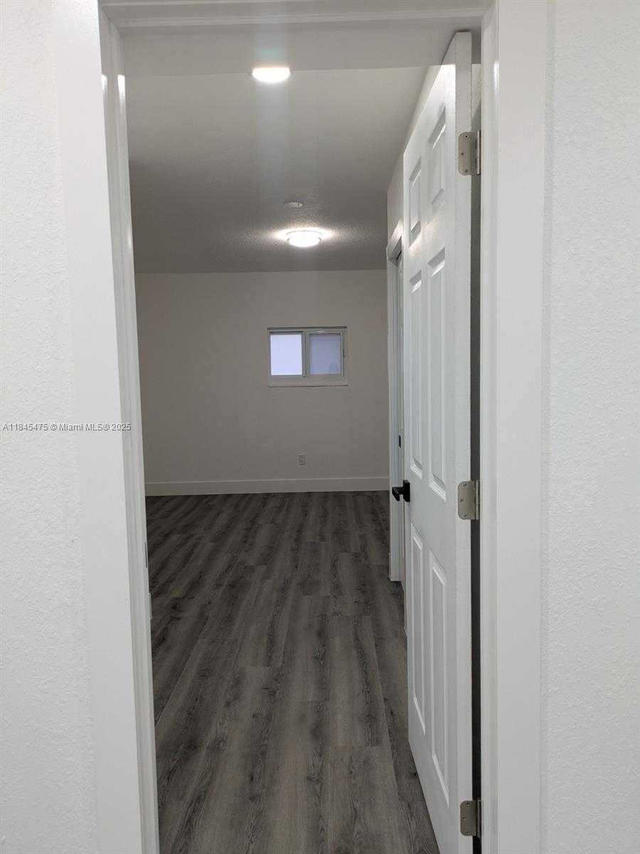 Small Image of 6201 SOUTH WEST 20TH CT, Miramar Number 16