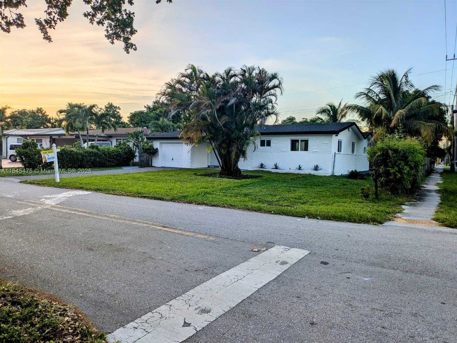 Small Image of 6201 SOUTH WEST 20TH CT, Miramar Number 3
