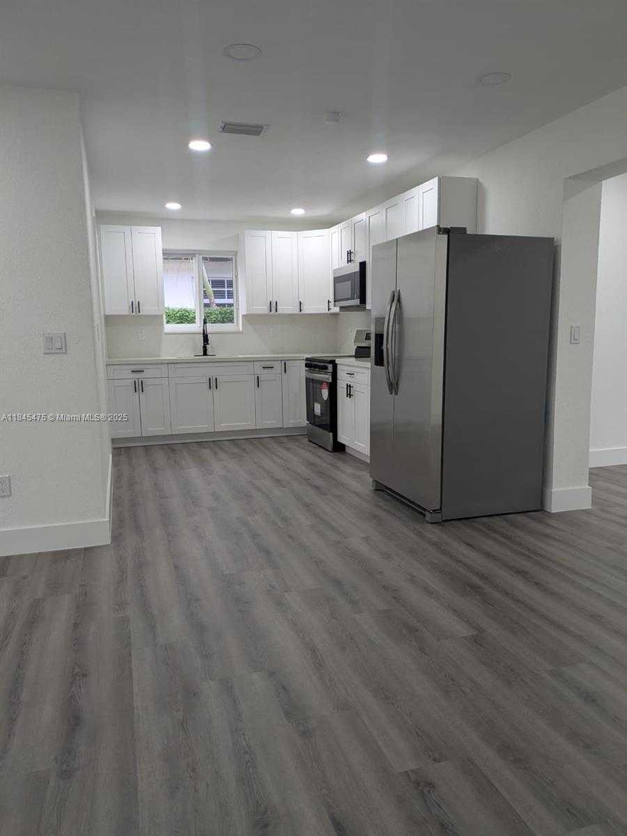 Small Image of 6201 SOUTH WEST 20TH CT, Miramar Number 31
