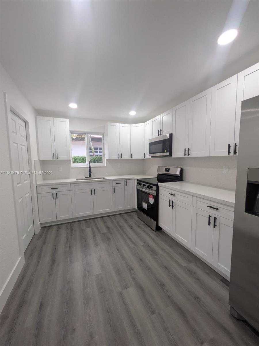 Small Image of 6201 SOUTH WEST 20TH CT, Miramar Number 42