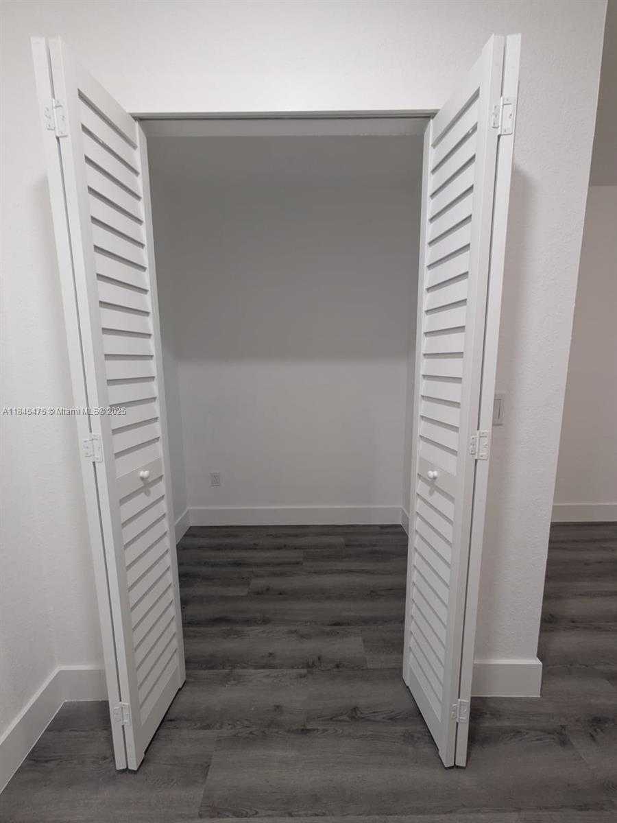 Small Image of 6201 SOUTH WEST 20TH CT, Miramar Number 46