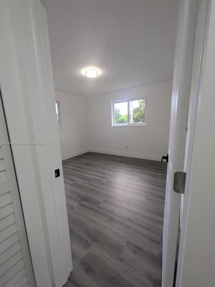 Small Image of 6201 SOUTH WEST 20TH CT, Miramar Number 52