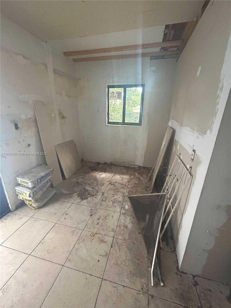 Small Image of 2281 NORTH WEST 153RD ST, Miami Gardens Number 18