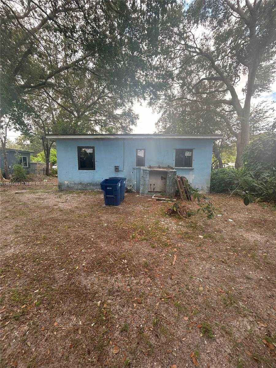 Small Image of 2281 NORTH WEST 153RD ST, Miami Gardens Number 25