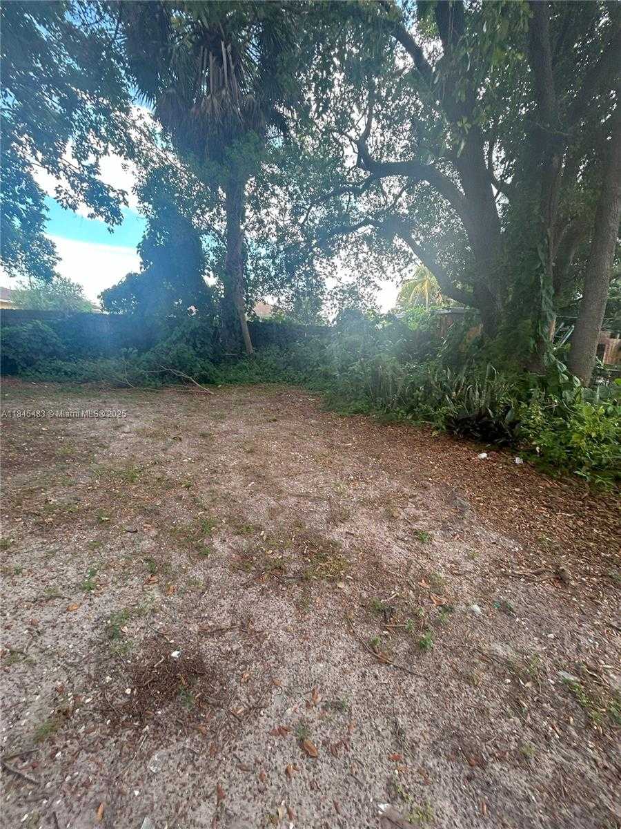 Small Image of 2281 NORTH WEST 153RD ST, Miami Gardens Number 26