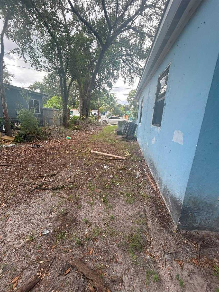 Small Image of 2281 NORTH WEST 153RD ST, Miami Gardens Number 27