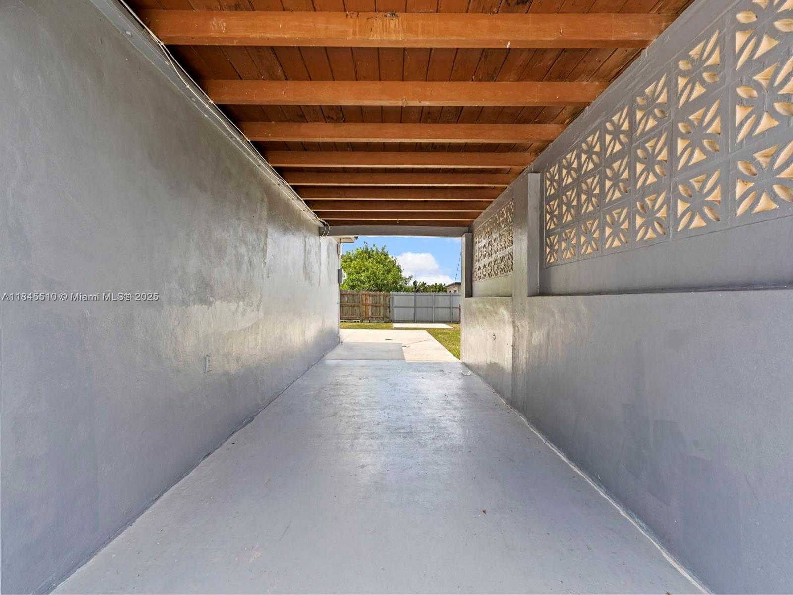 Small Image of 15230 SOUTH WEST 297TH ST, Homestead Number 27