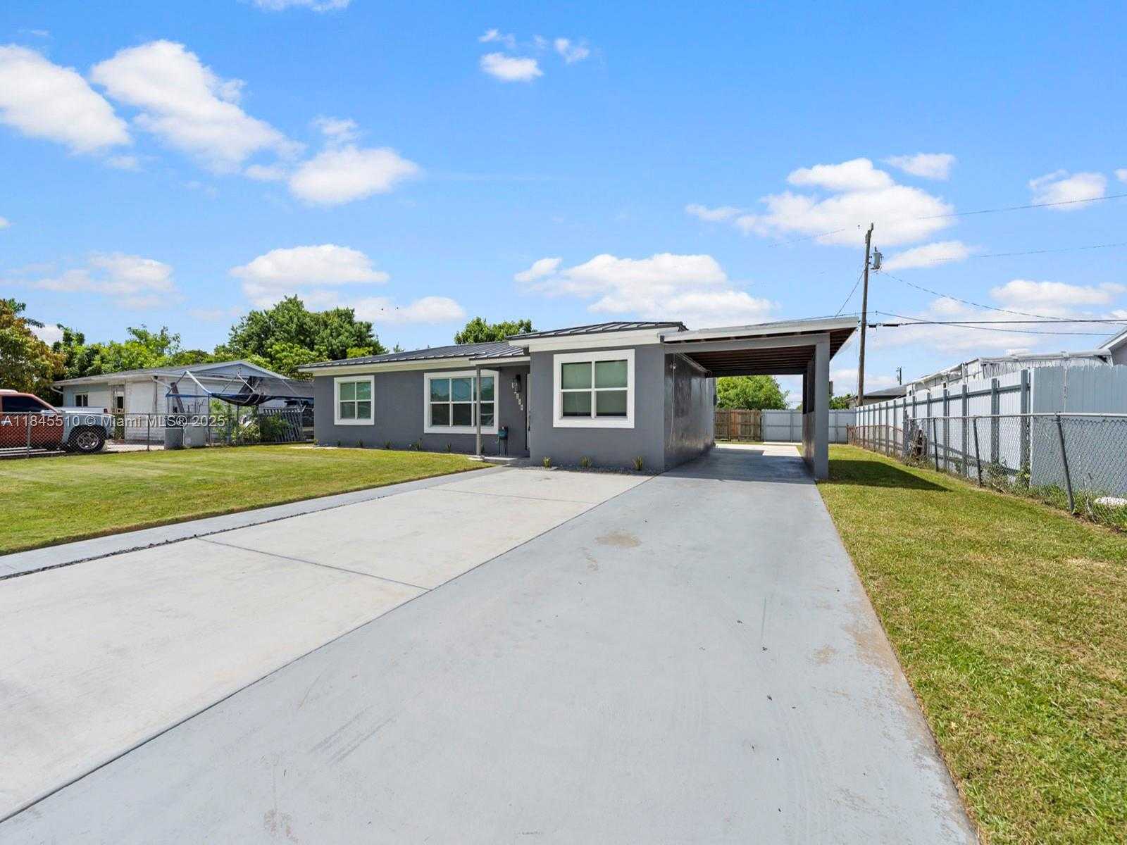 Small Image of 15230 SOUTH WEST 297TH ST, Homestead Number 28