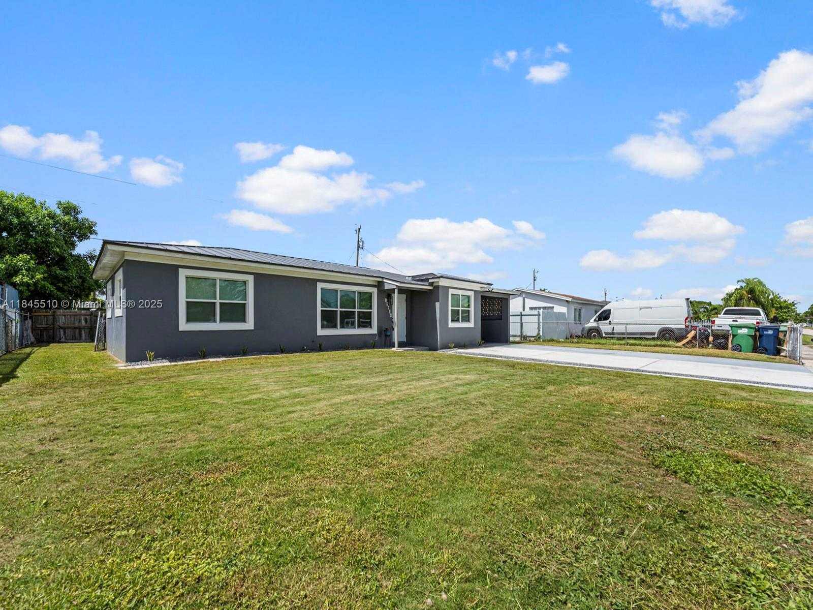 Small Image of 15230 SOUTH WEST 297TH ST, Homestead Number 3