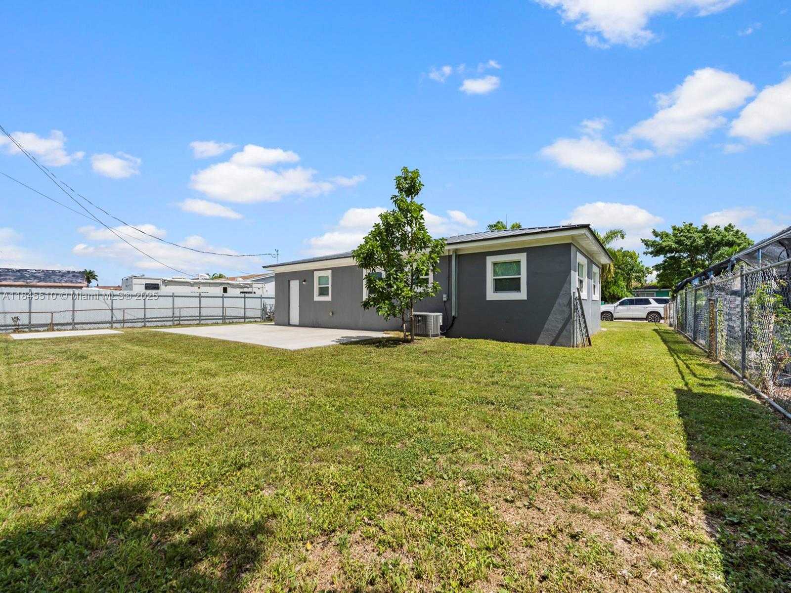 Small Image of 15230 SOUTH WEST 297TH ST, Homestead Number 30
