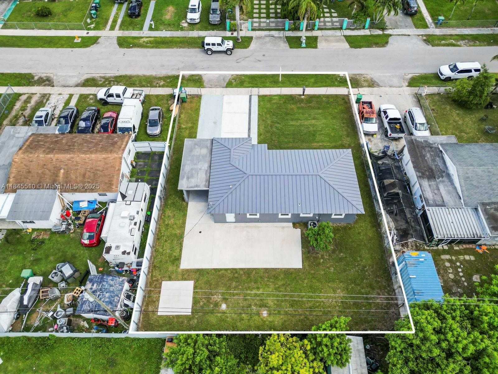 Small Image of 15230 SOUTH WEST 297TH ST, Homestead Number 34