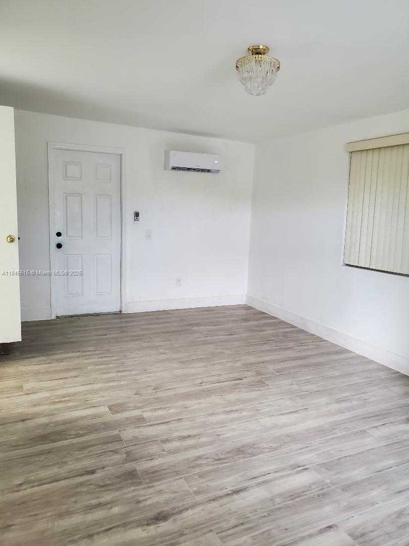 Small Image of Homestead Number 26