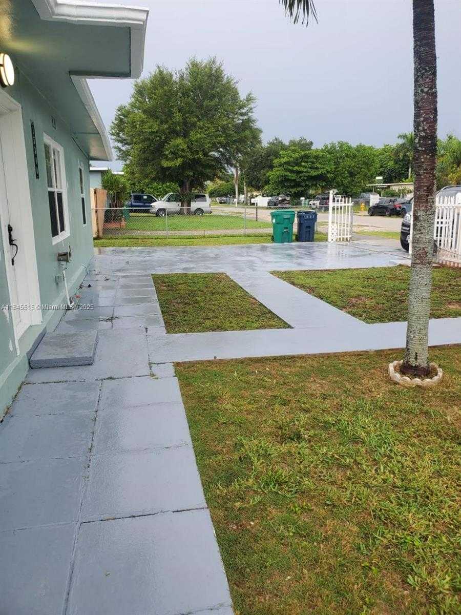 Small Image of Homestead Number 5