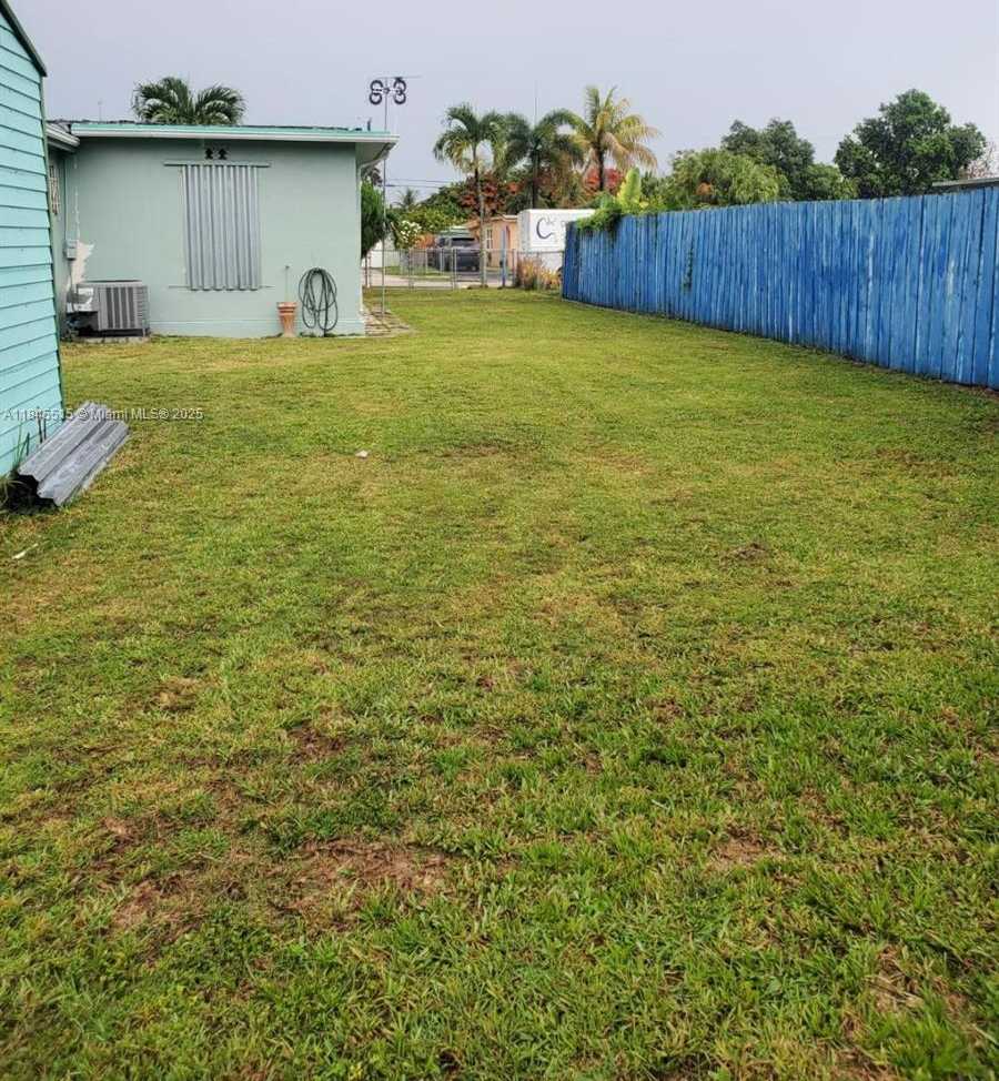 Small Image of Homestead Number 7