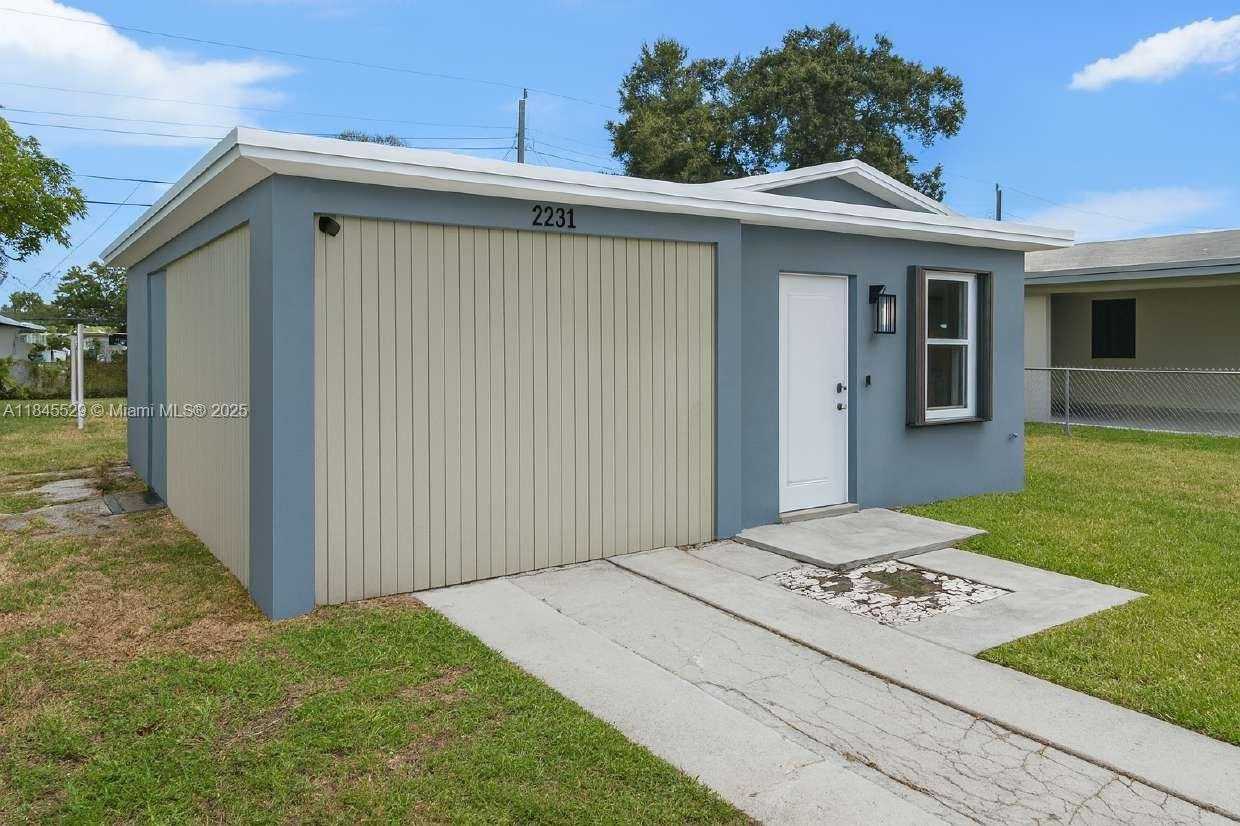 Small Image of 2231 NORTH WEST 9TH CT, Fort Lauderdale Number 2