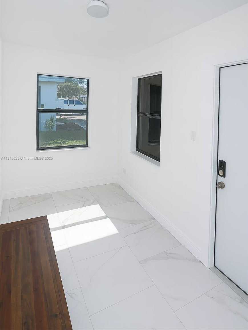 Small Image of 2231 NORTH WEST 9TH CT, Fort Lauderdale Number 27