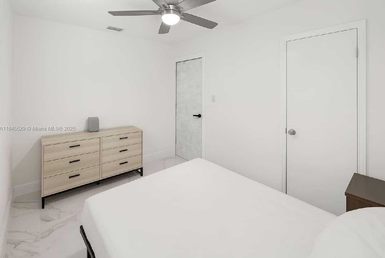 Small Image of 2231 NORTH WEST 9TH CT, Fort Lauderdale Number 33