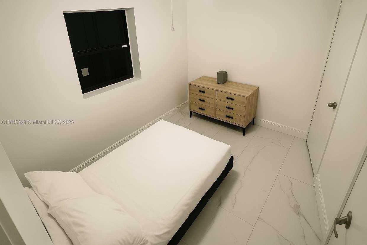 Small Image of 2231 NORTH WEST 9TH CT, Fort Lauderdale Number 36