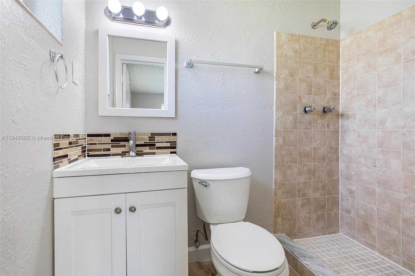 Small Image of 1483 NORTH WEST 65TH AVE, Margate Number 14