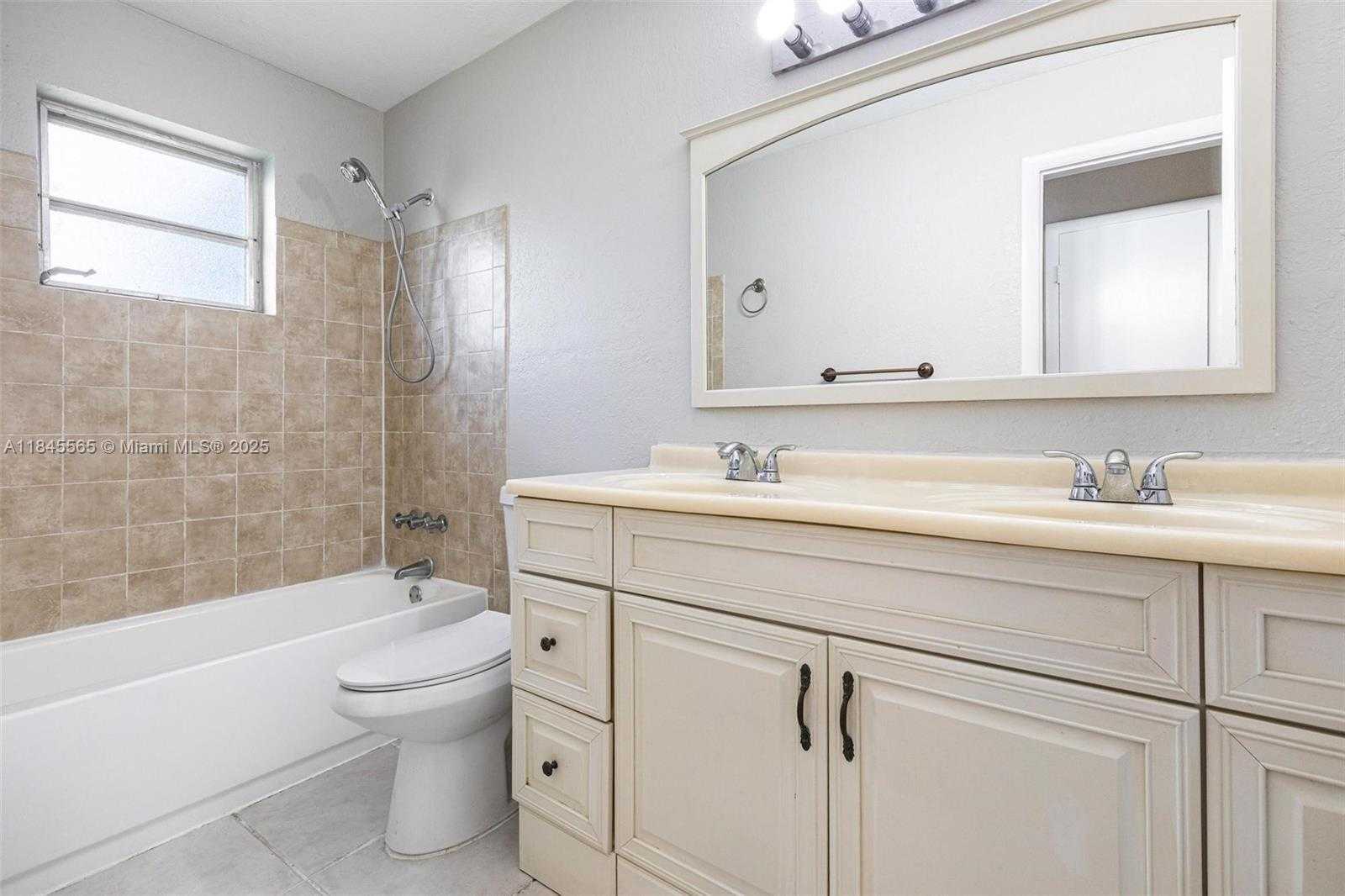 Small Image of 1483 NORTH WEST 65TH AVE, Margate Number 15