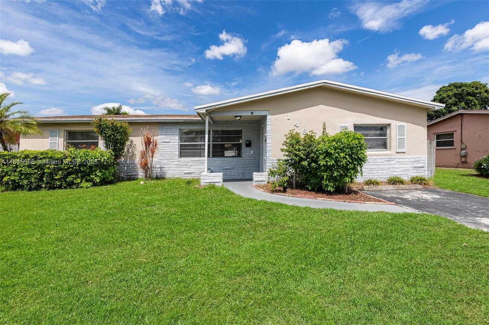 Small Image of 1483 NORTH WEST 65TH AVE, Margate Number 24
