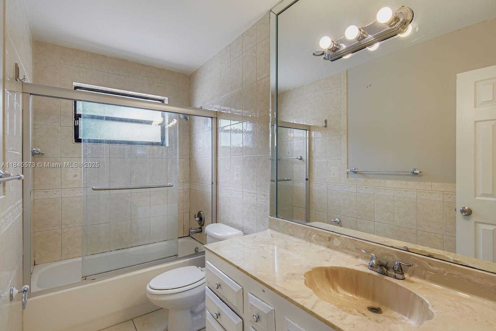 Small Image of 6750 NORTH WEST 7TH CT, Margate Number 19