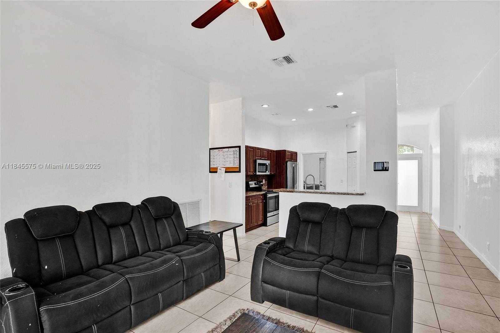 Small Image of 2831 NORTH WEST 6TH CT, Fort Lauderdale Number 14