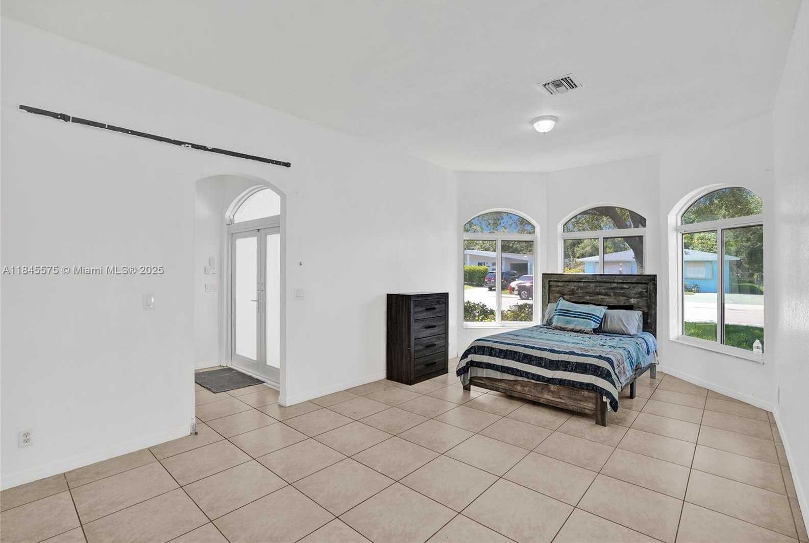 Small Image of 2831 NORTH WEST 6TH CT, Fort Lauderdale Number 19
