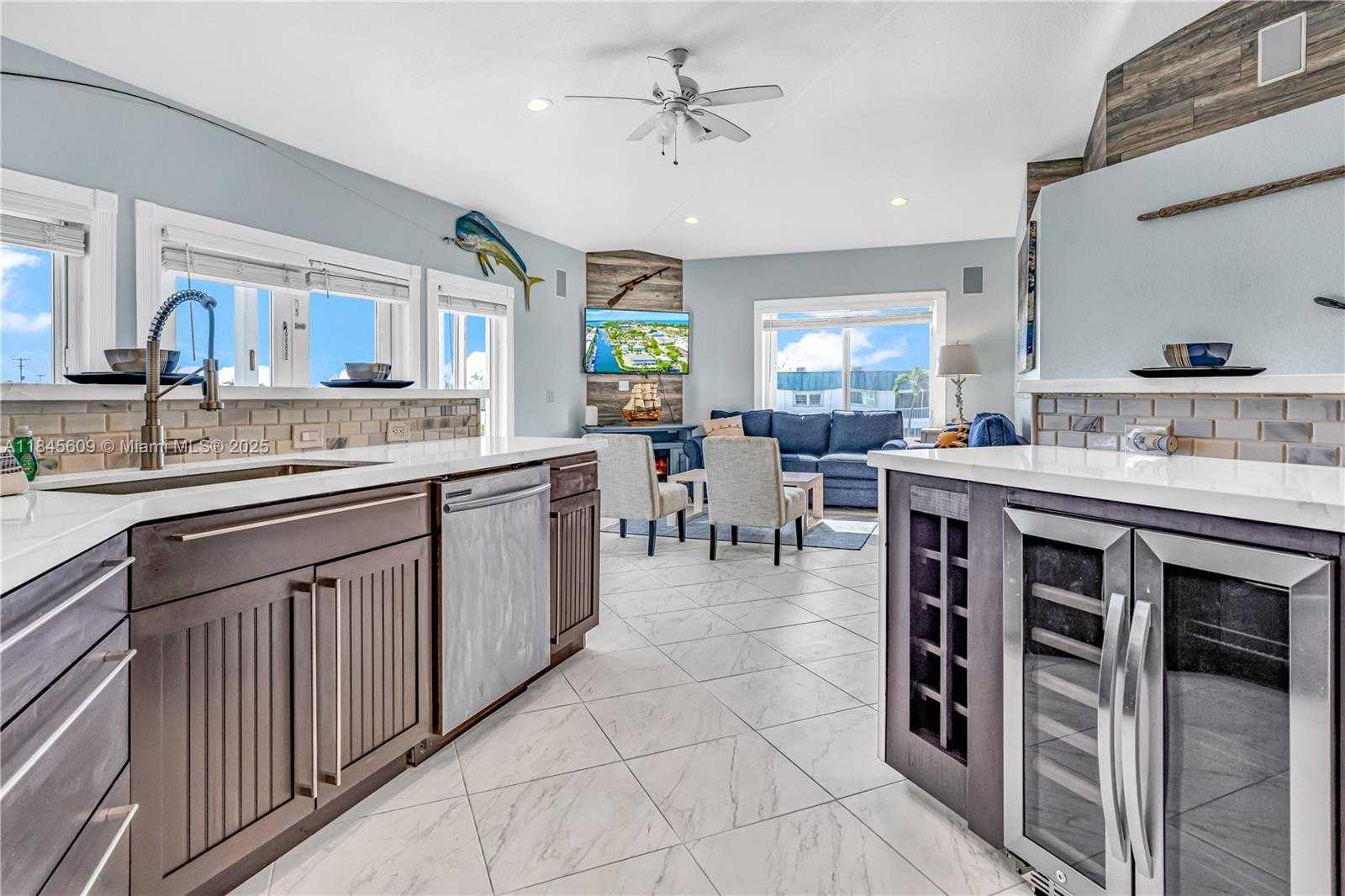 Small Image of 104 52ND STREET OCEAN, Marathon Number 16