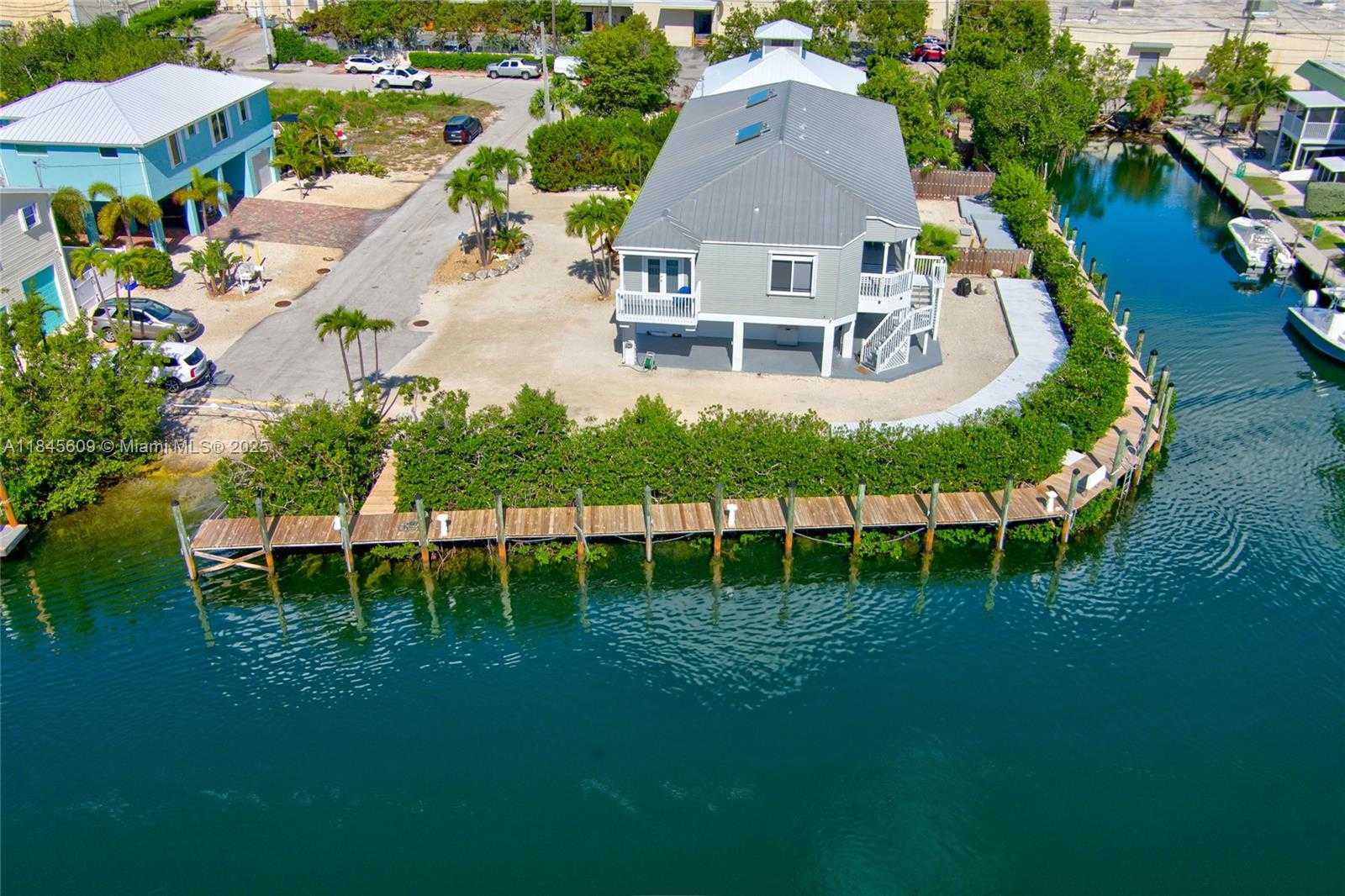 Small Image of 104 52ND STREET OCEAN, Marathon Number 5