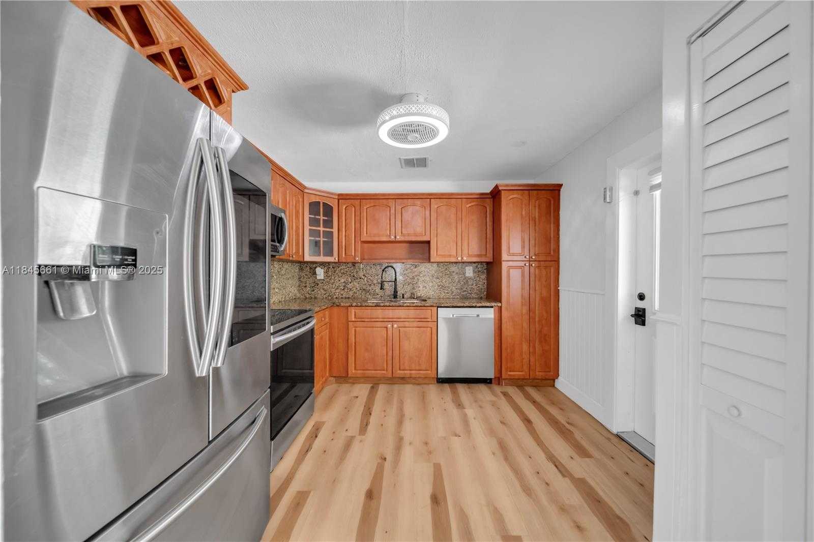 Small Image of 1710 SOUTH WEST 98TH TER, Miramar Number 3