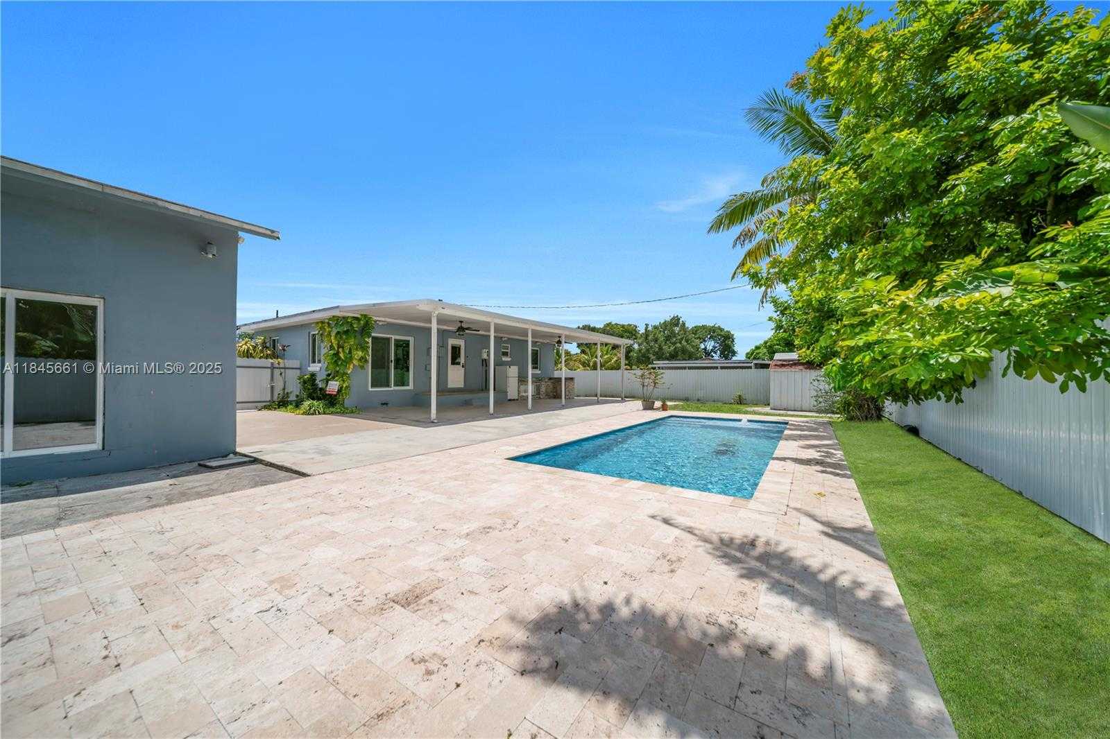 Small Image of 1710 SOUTH WEST 98TH TER, Miramar Number 45