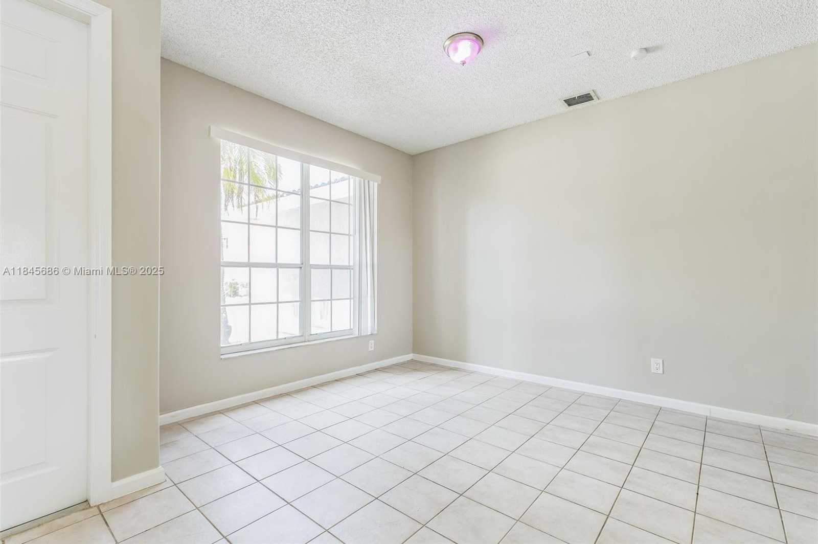 Small Image of 18091 SOUTH WEST 22ND ST, Miramar Number 23