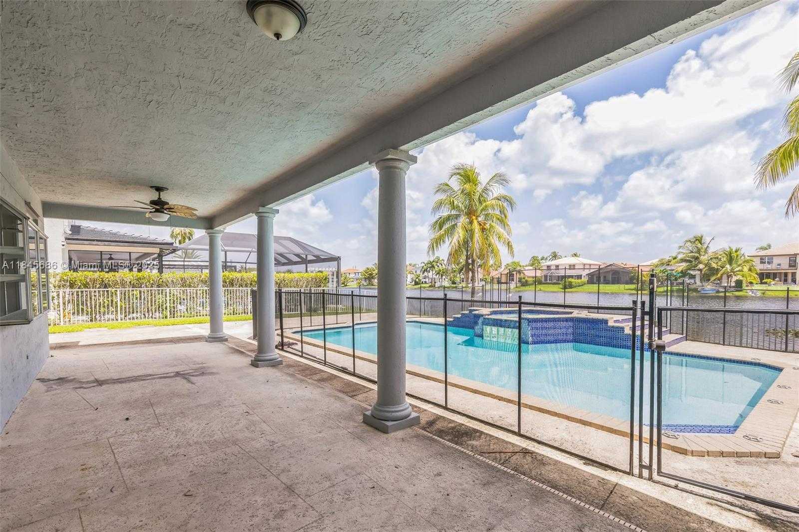 Small Image of 18091 SOUTH WEST 22ND ST, Miramar Number 36