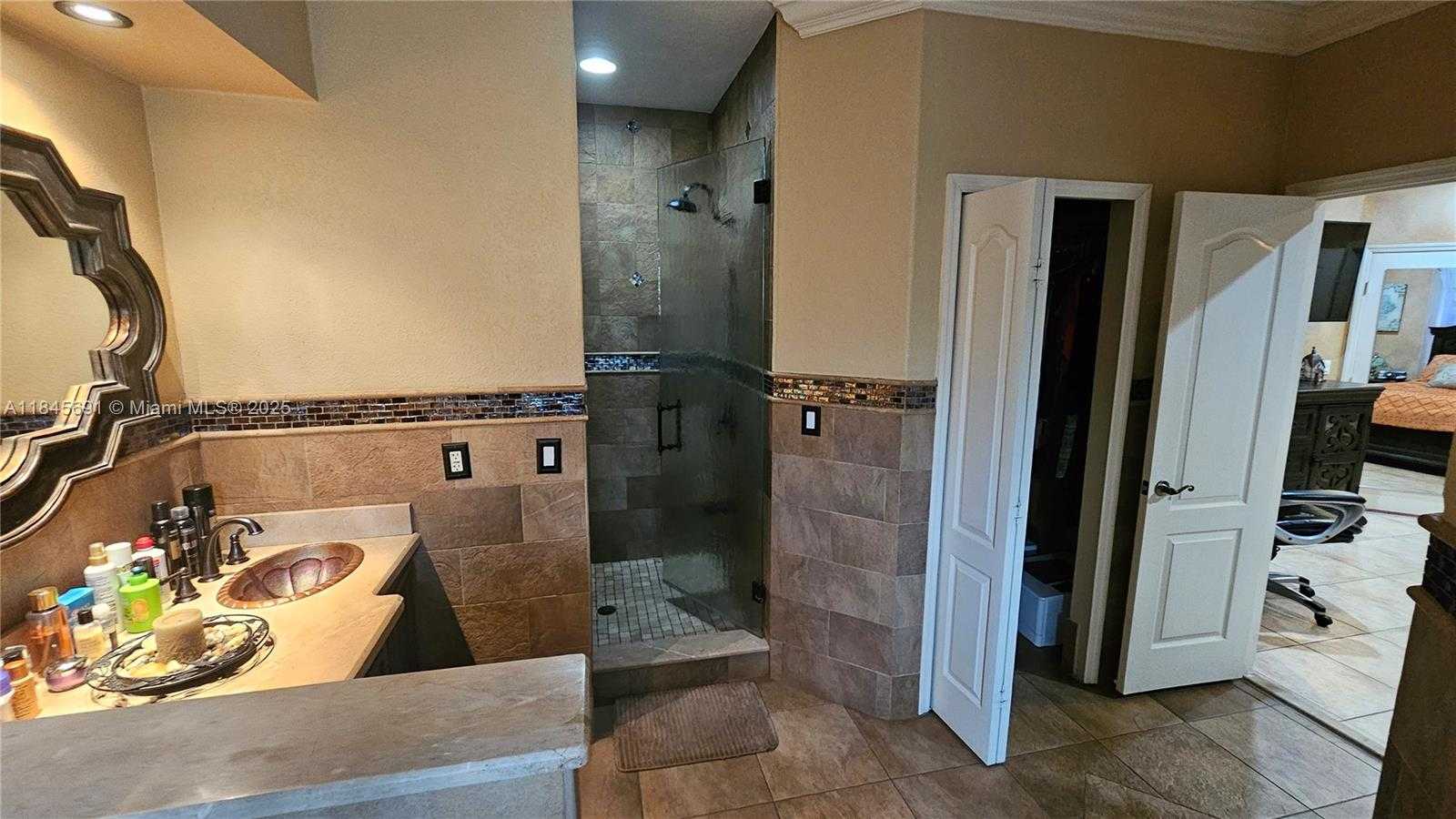 Small Image of 16569 NORTH WEST 91ST CT, Miami Lakes Number 14