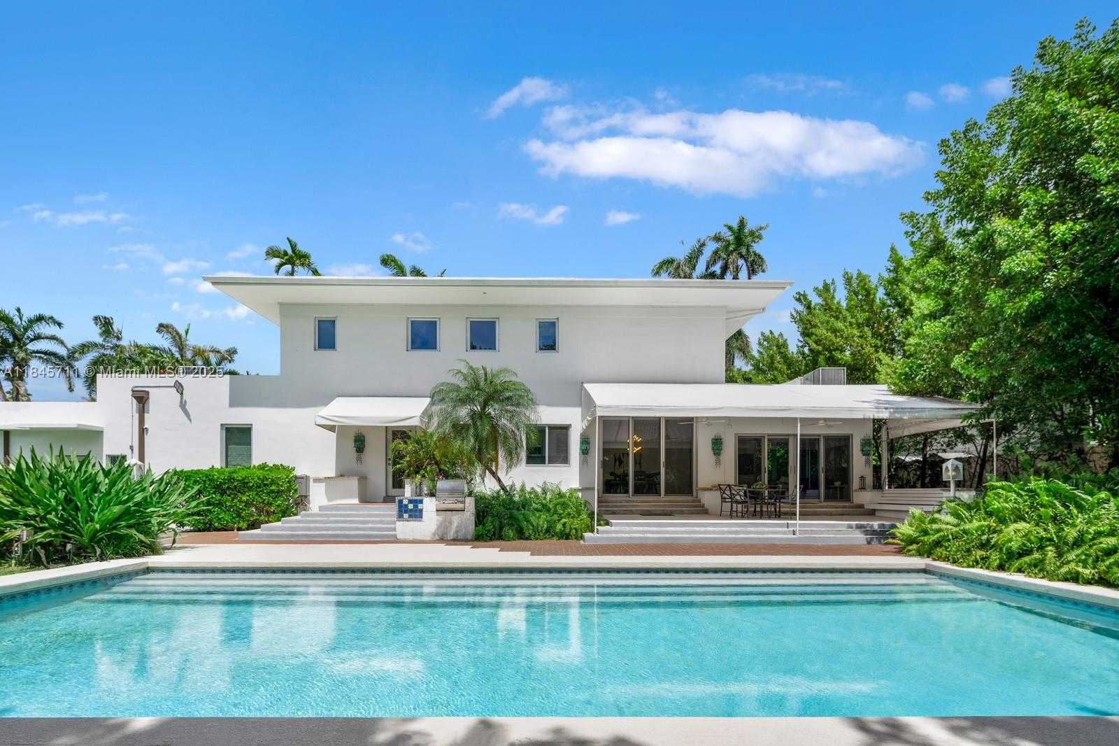 Small Image of 114 3RD SAN MARINO TER, Miami Beach Number 3