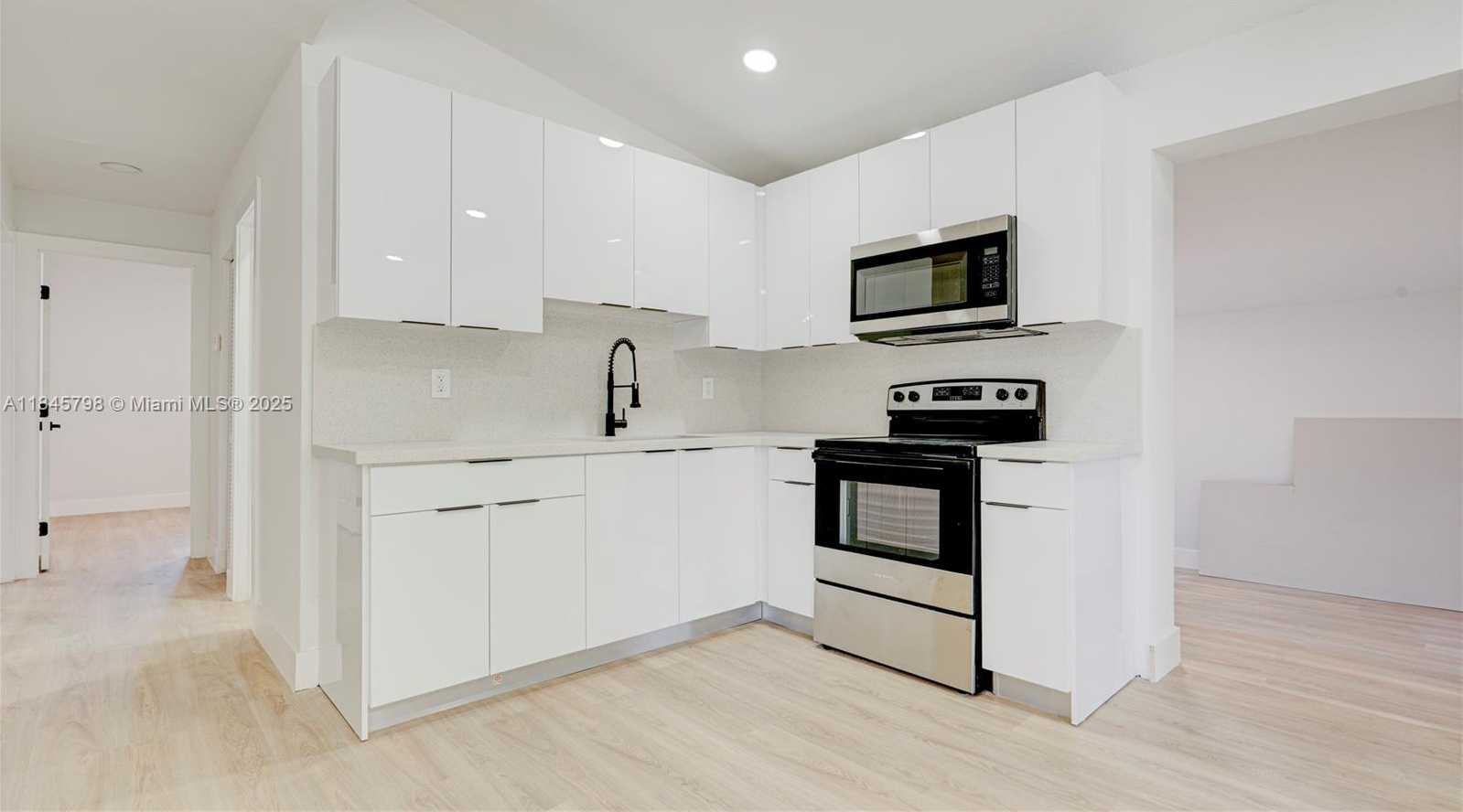Small Image of 1516 NORTH WEST 19TH AVE, Fort Lauderdale Number 23