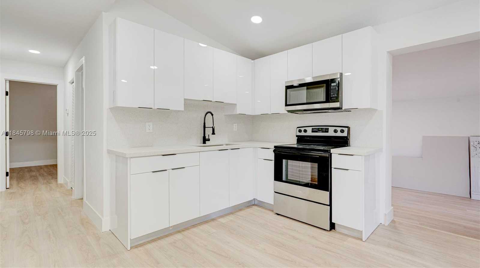 Small Image of 1516 NORTH WEST 19TH AVE, Fort Lauderdale Number 25