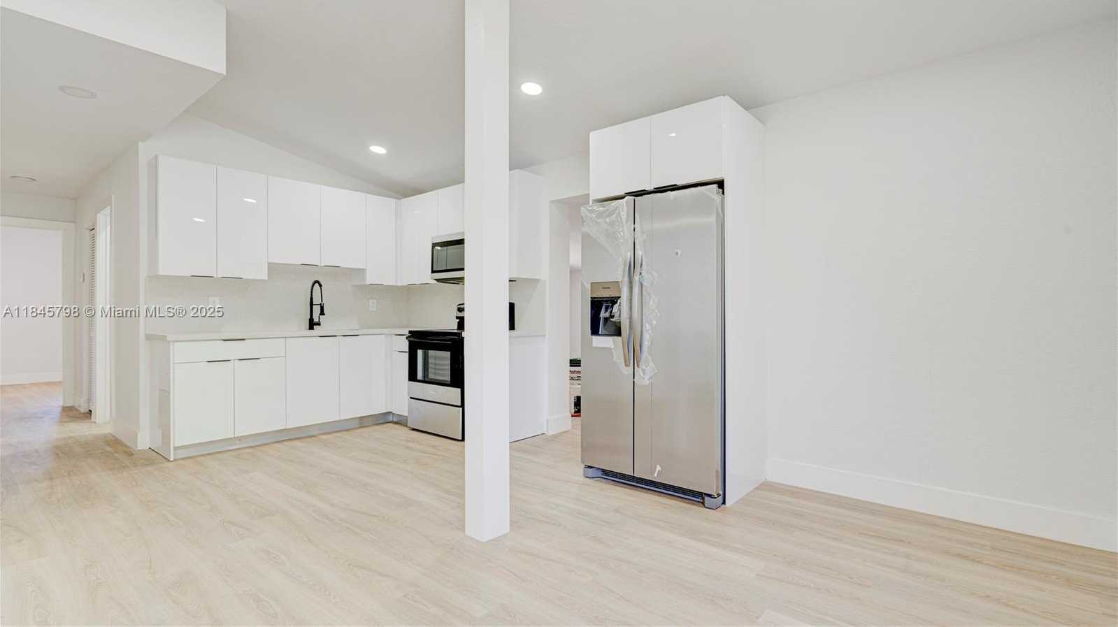 Small Image of 1516 NORTH WEST 19TH AVE, Fort Lauderdale Number 27