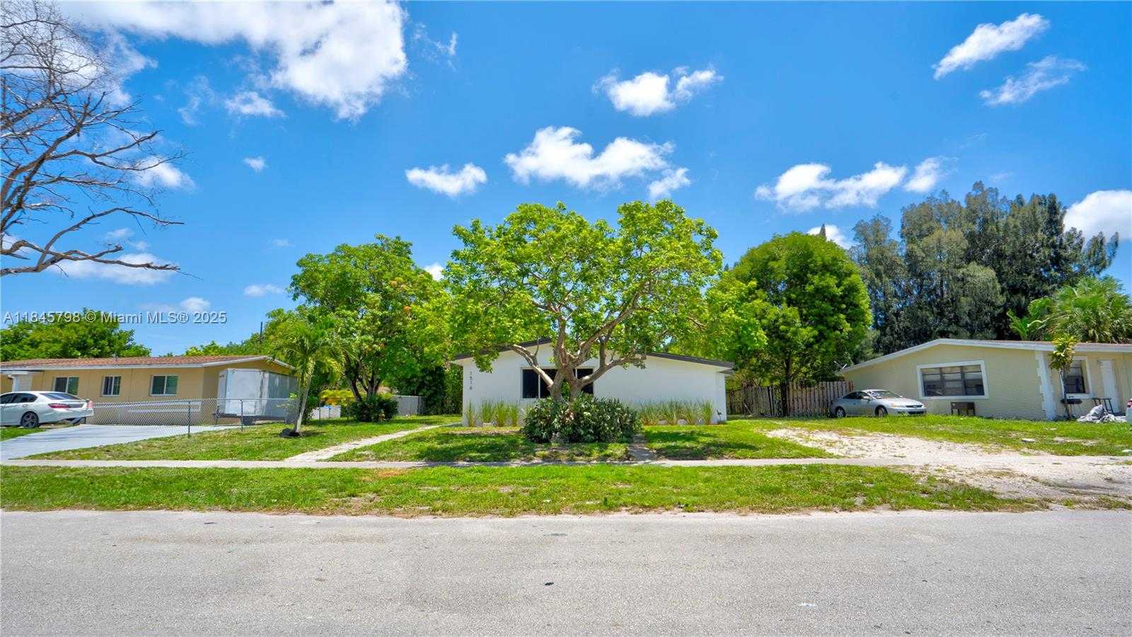 Small Image of 1516 NORTH WEST 19TH AVE, Fort Lauderdale Number 31