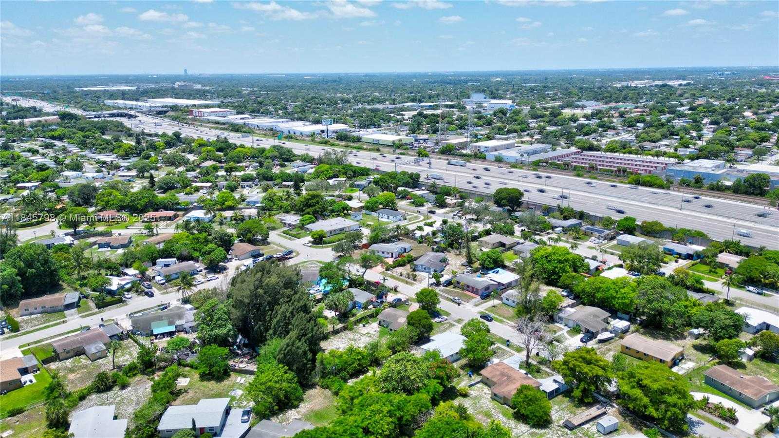 Small Image of 1516 NORTH WEST 19TH AVE, Fort Lauderdale Number 6
