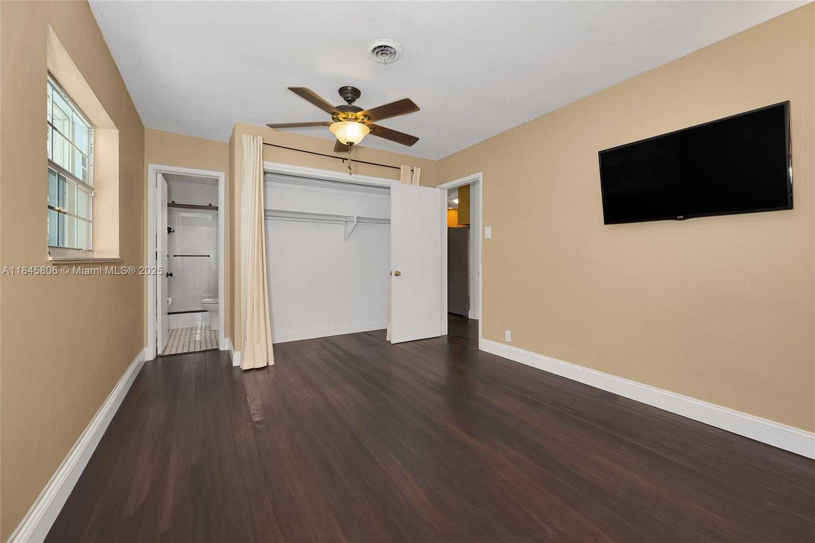 Small Image of 4400 NORTH EAST 13TH AVE, Oakland Park Number 17