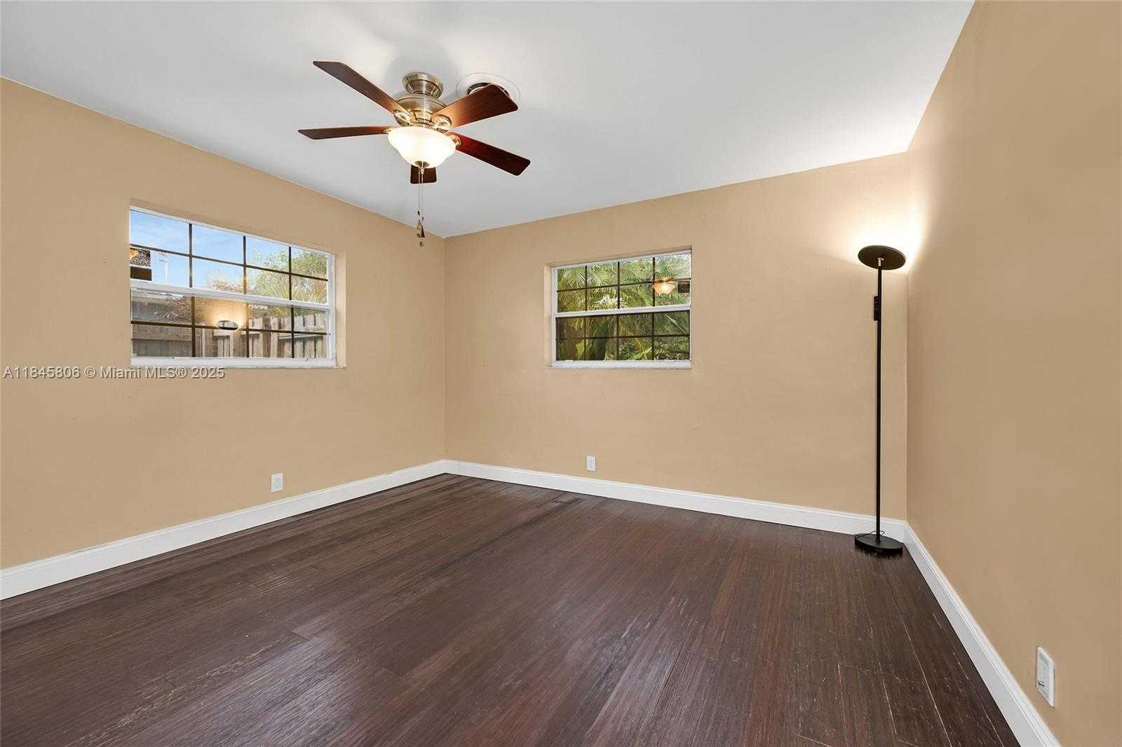 Small Image of 4400 NORTH EAST 13TH AVE, Oakland Park Number 20