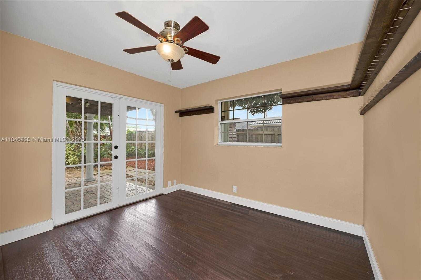 Small Image of 4400 NORTH EAST 13TH AVE, Oakland Park Number 25