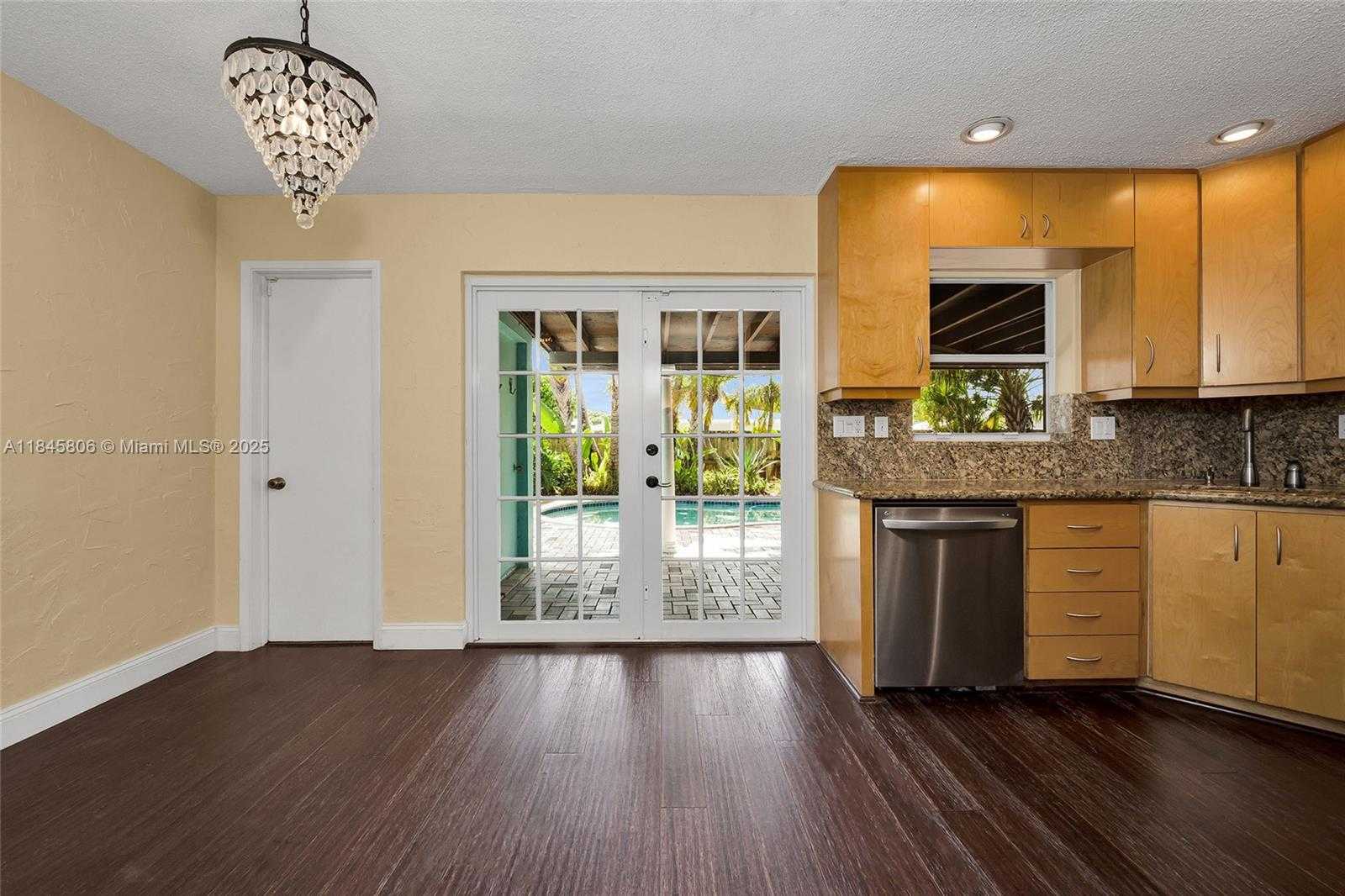 Small Image of 4400 NORTH EAST 13TH AVE, Oakland Park Number 29