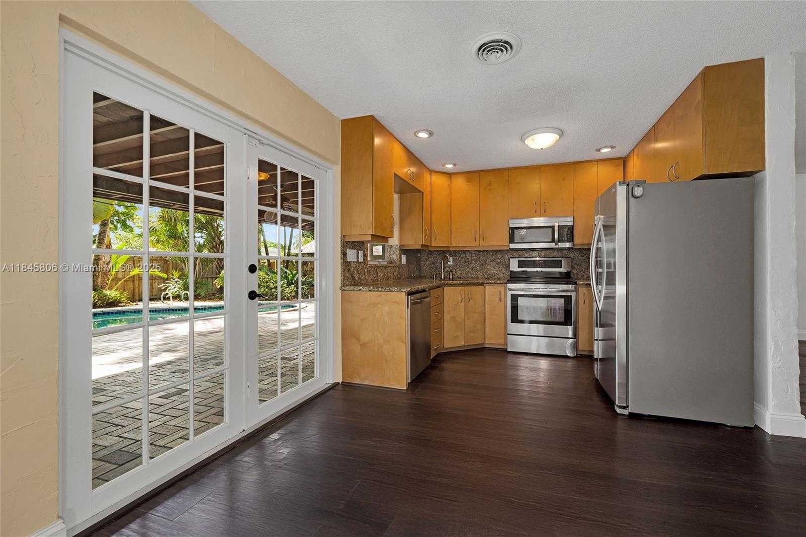 Small Image of 4400 NORTH EAST 13TH AVE, Oakland Park Number 30