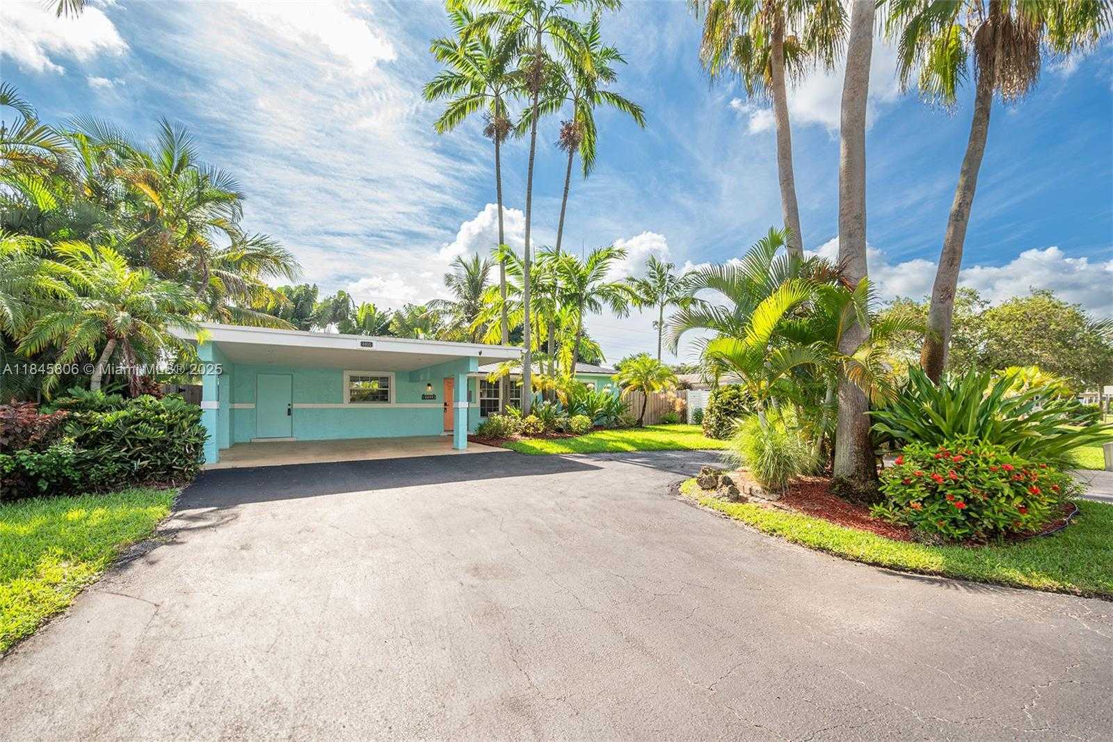 Small Image of 4400 NORTH EAST 13TH AVE, Oakland Park Number 4