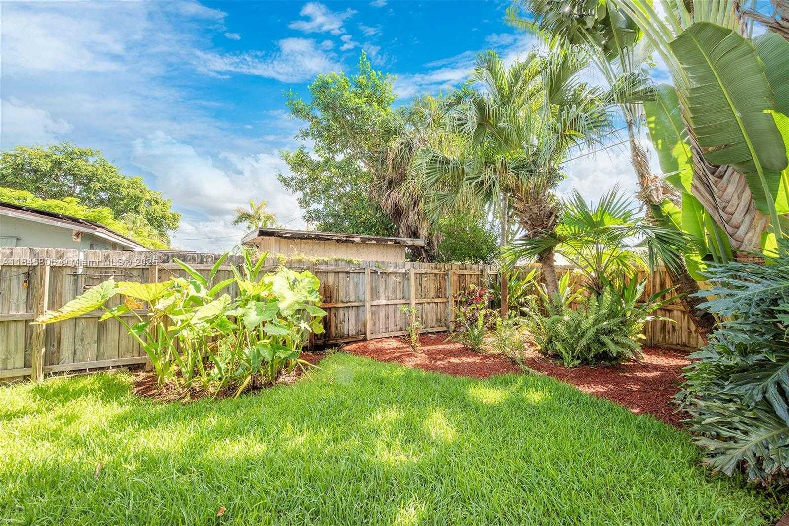 Small Image of 4400 NORTH EAST 13TH AVE, Oakland Park Number 43