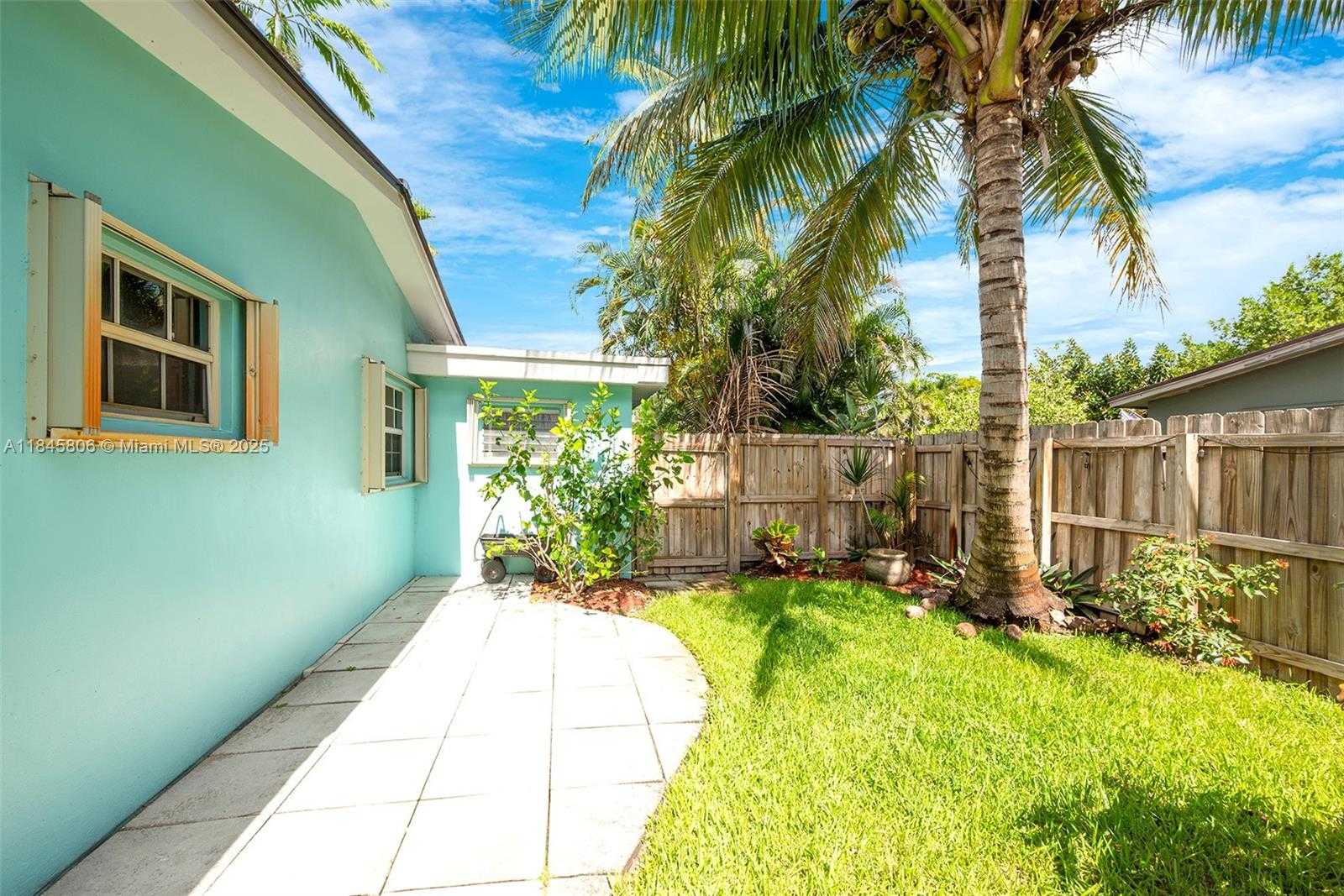 Small Image of 4400 NORTH EAST 13TH AVE, Oakland Park Number 48