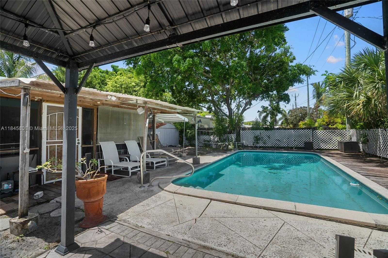 Small Image of 3120 NORTH EAST 13TH AVE, Pompano Beach Number 18